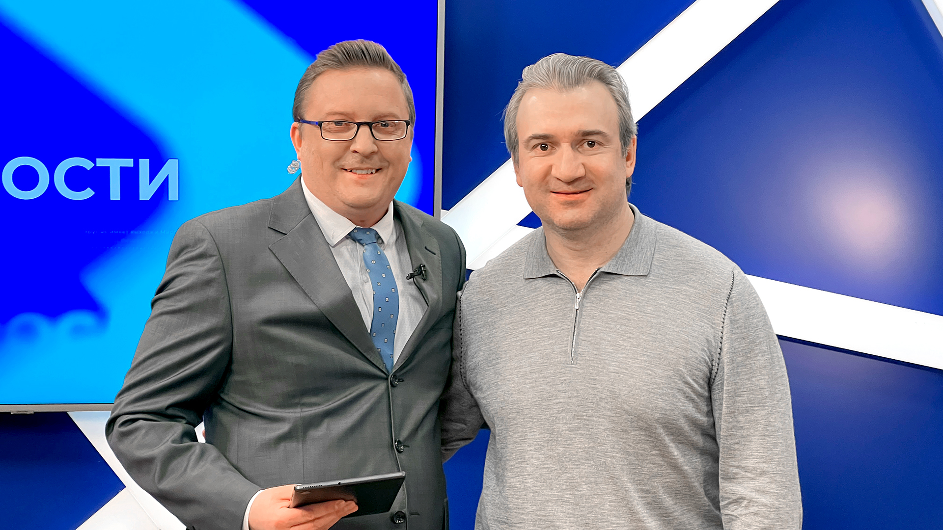 Alexander Kharlamov on a visit to the Volga 24 TV channel
